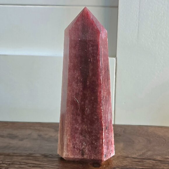 Strawberry Quartz Tower โ Love โข Joy โข Emotional Healing - Picture 1 of 7